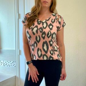 SIL Peach Shoulder Detail Leopard Top